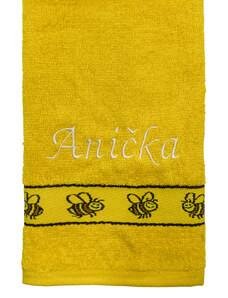 Domovi Žlutý dětský ručník s vlastním textem - Včelka 30 x 50 cm