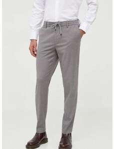 Kalhoty BOSS pánské, šedá barva, ve střihu chinos