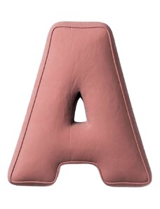 Yellow Tipi Korálově růžový sametový polštář písmeno A 40 cm