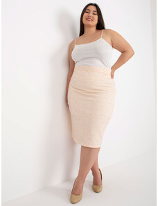 Fashionhunters Broskvová elegantní sukně větší velikosti