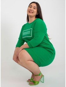 Fashionhunters Zelené bavlněné šaty větší velikosti se sloganem
