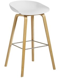 Bílá plastová barová židle HAY AAS 32 s dubovou podnoží 75 cm