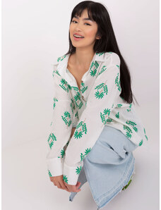 Fashionhunters Ecru-zelená dámská oversized vzorovaná košile