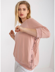Fashionhunters Prašně růžová halenka plus size velikosti s kulatým výstřihem