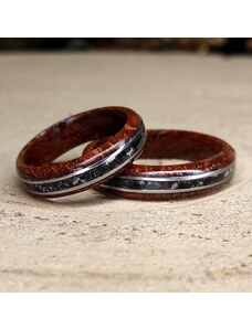Woodlife Snubní prsteny z jatoby, ocele a černého regalitu