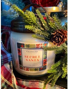 Chestnut Hill Candle svíčka Secret Santa, 454 g