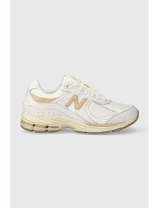 Kožené sneakers boty New Balance 2002 bílá barva