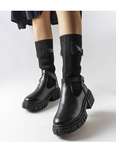 Nespecifikovaný Černé stylové boty s elastickým svrškem Ida