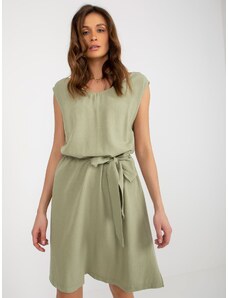 Fashionhunters Světle zelené letní šaty s páskem z RUE PARIS