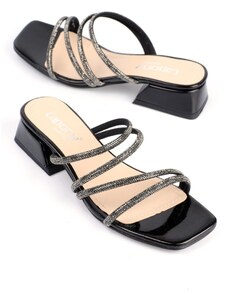 Capone Outfitters Capone Flat Toe Women's Band Banded Short Heels Patent Leather Black Women's Slippers.