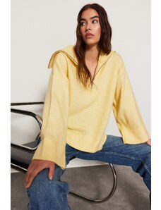 Trendyol žlutý široký střih s měkkou texturou základní pletený svetr