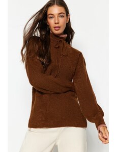 Trendyol hnědý měkký texturovaný kontrastní pletený svetr