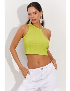 Cool & Sexy Women's Pistachio Green Barbell Neck Crop Blouse IZ42U