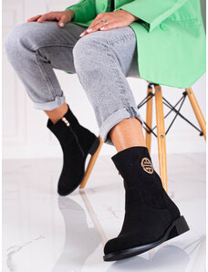 Výborné černé kotníčkové boty dámské na plochém podpatku