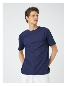 Koton Basic T-Shirt Collar Detailní texturované Slim Fit Krátký rukáv