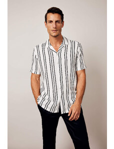 DEFACTO Regular Fit Woven Striped Short Sleeve Shirt