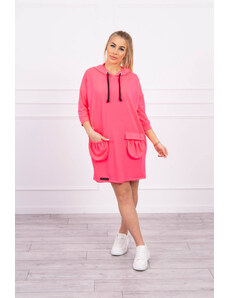 K-Fashion Šaty s kapucí růžové neonové