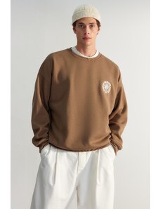 Trendyol Dark Brown Oversize/Wide Cut Flower Embroidered Cotton Sweatshirt with Fleece Inside