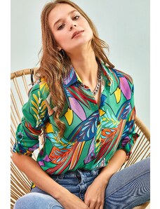 Bianco Lucci Women's Multi Leaf Patterned Viscose Shirt with Fold Sleeves.