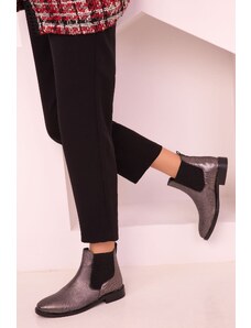 Soho Platinum Snake Women's Boots & Boots 17428