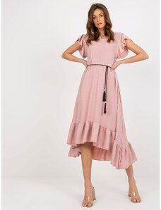 Fashionhunters Světle růžové šaty s volánem a spleteným páskem