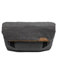 Cestovní taška přes rameno i na pásek Peak Design Field Pouch grey