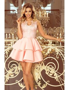 Numoco Exkluzivní šaty s krajkovým výstřihem pastelově růžové