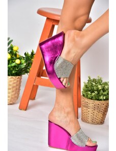 Fox Shoes P572283059 Women's Fuchsia Metallic Stone Detailed Wedge Heels Women's Slippers