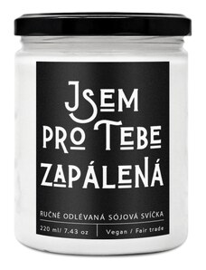 Designová handmade svíčka JSEM PRO TEBE ZAPÁLENÁ s vůní perníkového koření 220ml Soaphoria