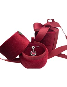 Luxusní červená dárková krabička na náhrdelník se stužkou