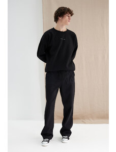 Trendyol Black Oversize/Wide-Fit Pocket Textured Sweatpants