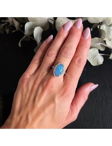Pfleger Stříbrný prsten s modrým opálem