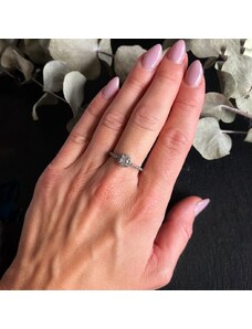 Pfleger Stříbrný prsten se zirkonem starostříbro