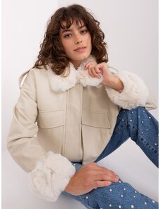 Fashionhunters Světle béžová dámská zimní bunda s kapsami