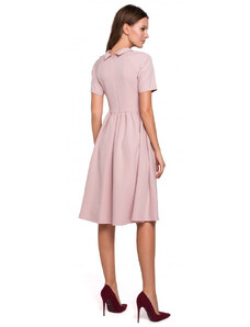 Šaty s výstřihem růžové model 15103445 - Makover