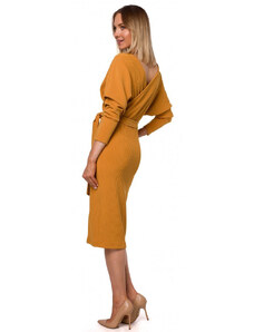 Pletené šaty se šaty a páskem na tmavě žluté model 18002805 - Moe