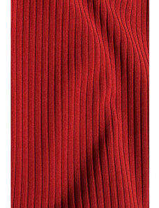 Maxi šaty s rozparkem na červené model 15106629 - Moe