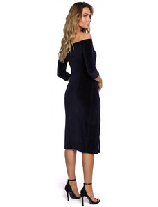 model 18003075 Sametové šaty na ramena s vysokým rozparkem tmavě modré - Moe