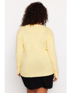 Trendyol Curve Světle žluté tlačítko s výstřihem do V Detailní pletený svetr