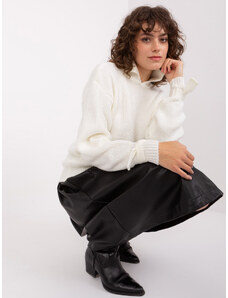 Fashionhunters Ecru dámský pletený svetr s rolákem