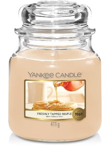 Yankee Candle vonná svíčka Classic ve skle střední Freshly Tapped Maple 411 g