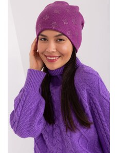 MladaModa Dámská čepice se zirkony model 32585 tmavě fialová