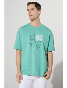 AC&Co / Altınyıldız Classics Men's Mint Oversized Loose Fit, Crew Neck 100% Cotton Printed T-Shirt.