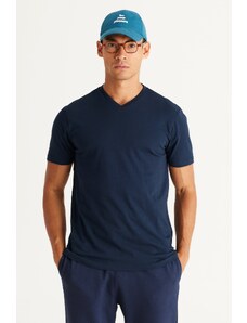 AC&Co / Altınyıldız Classics Pánské tmavě modré slim fit slim fit tričko s krátkým rukávem ze 100% bavlny s výstřihem do V.