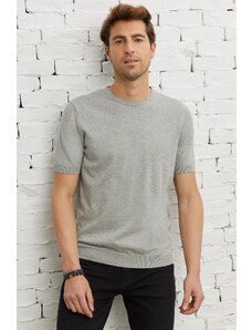 ALTINYILDIZ CLASSICS Pánské šedé tričko standardního střihu s normálním střihem s kulatým výstřihem 100% bavlna s krátkým rukávem.