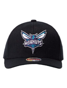 Kšiltovka Mitchell & Ness NBA Charlotte Hornets HHSSINTL102-CHOYYPPPBLCK