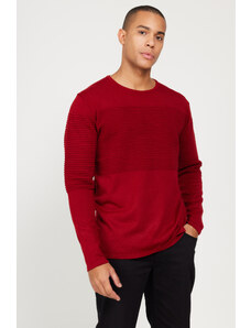 AC&Co / Altınyıldız Classics Men's Red Anti-pilling and Anti-Pilling Standard Fit Crew Neck Textured Knitwear Sweater.