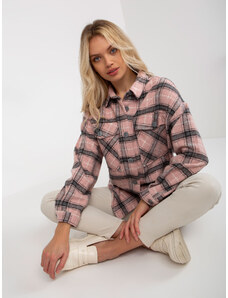 Fashionhunters Růžová překryvná károvaná košile s kapsami