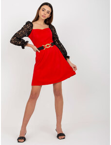 Fashionhunters Červené mini koktejlové šaty Marbella s páskem