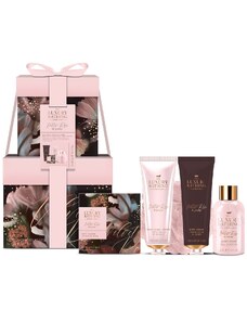 Grace Cole Kosmetická sada The Luxury Bathing Company Velvet Rose & Peony – růže a pivoňka, 5 ks